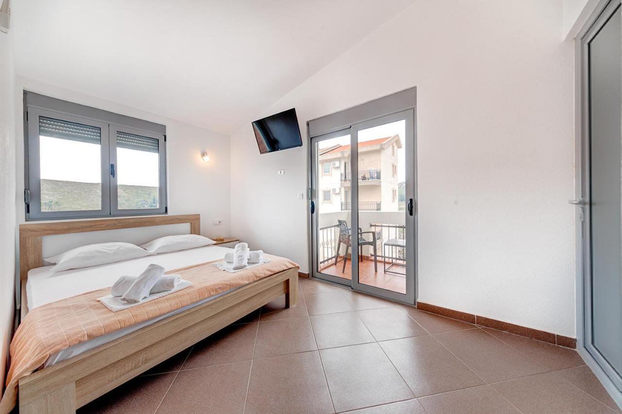 Delfin Apartments Sutomore Exterior foto