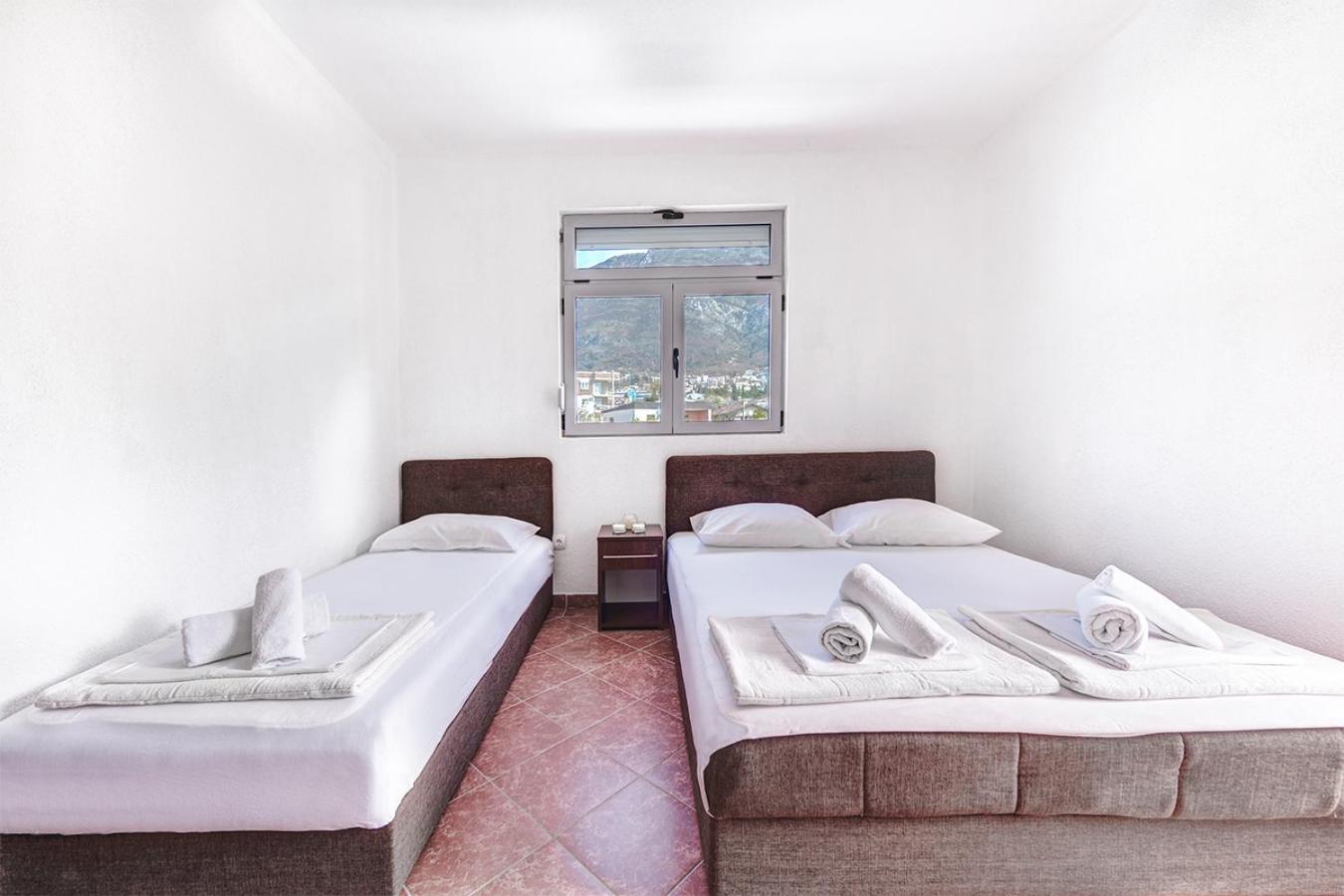 Delfin Apartments Sutomore Habitación foto